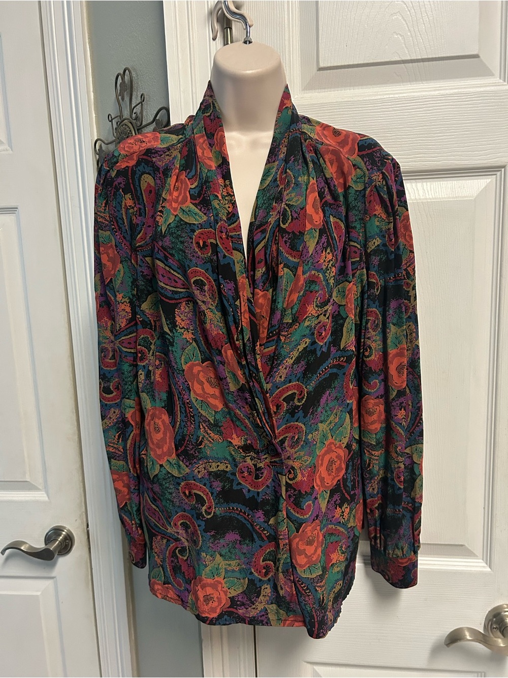 St Denis Vintage Women's 100% Silk Floral Paisley Draped Blouse Vibrant 80s Bold